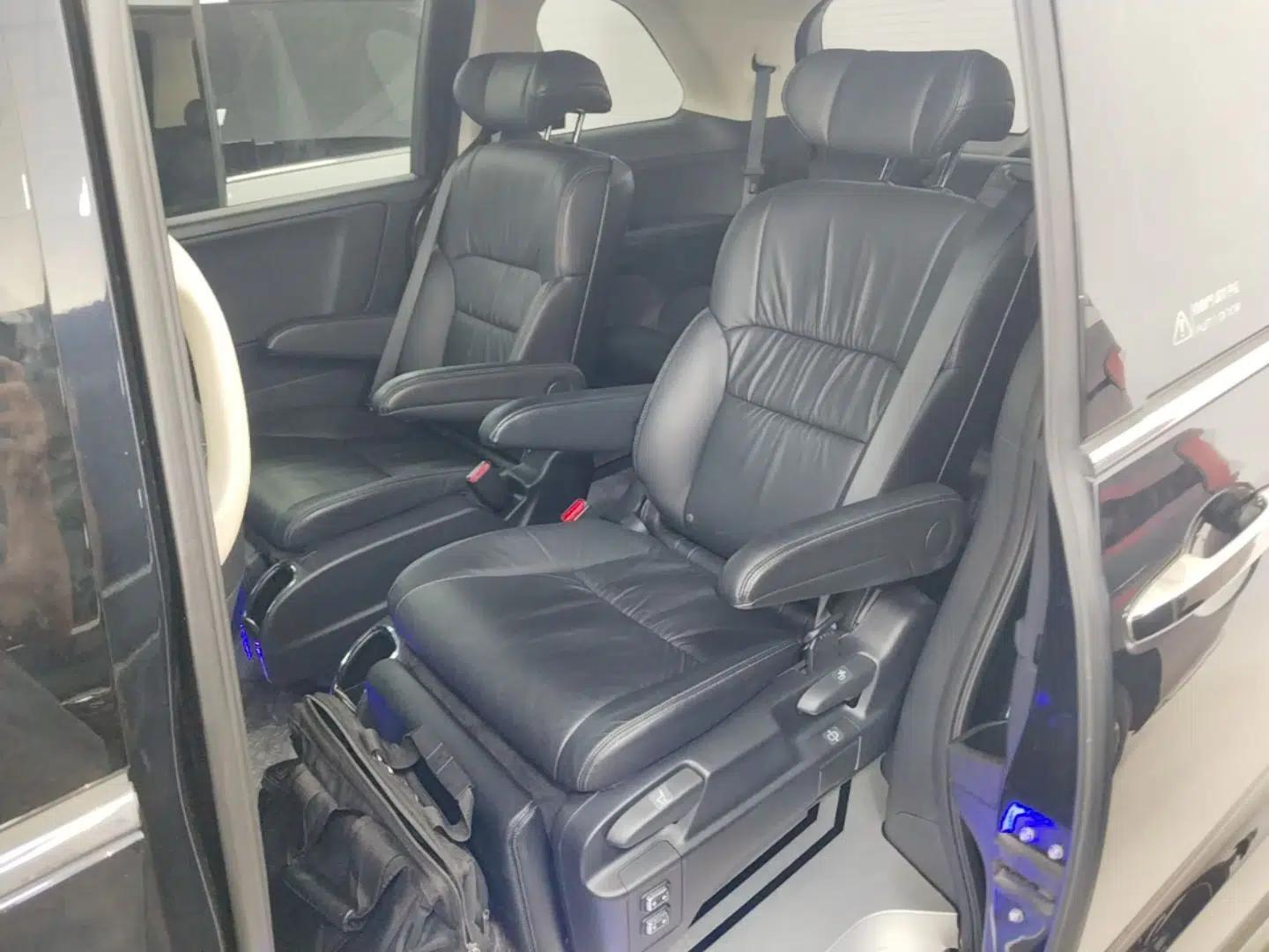 Honda Odyssey 2021 2.0L Rui·Smart Edition — миниатюра 20