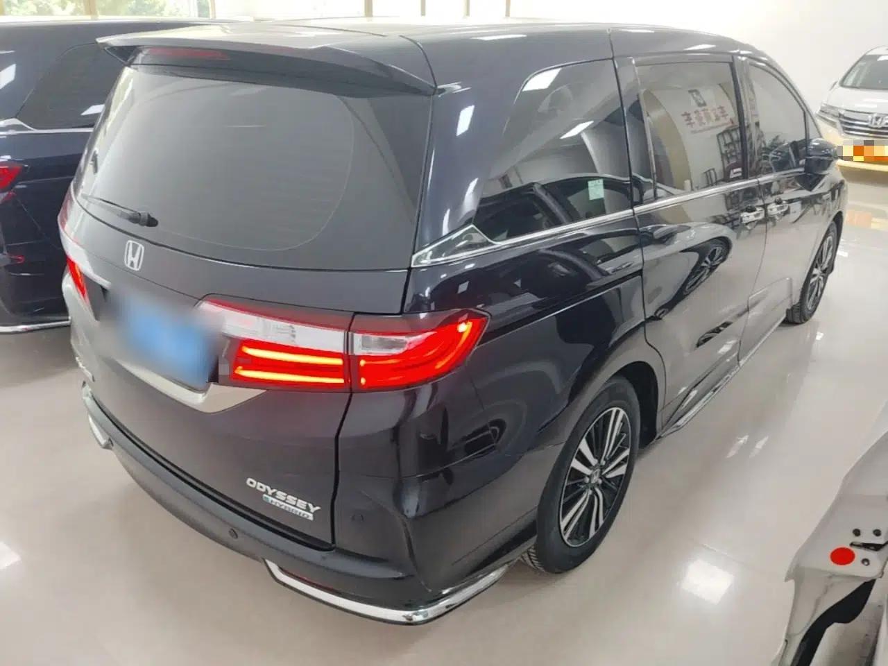 Honda Odyssey 2021 2.0L Rui·Smart Edition — миниатюра 6