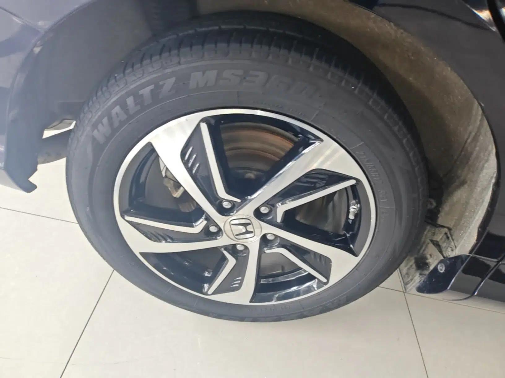 Honda Odyssey 2017 2.4L Luxury Edition — миниатюра 11
