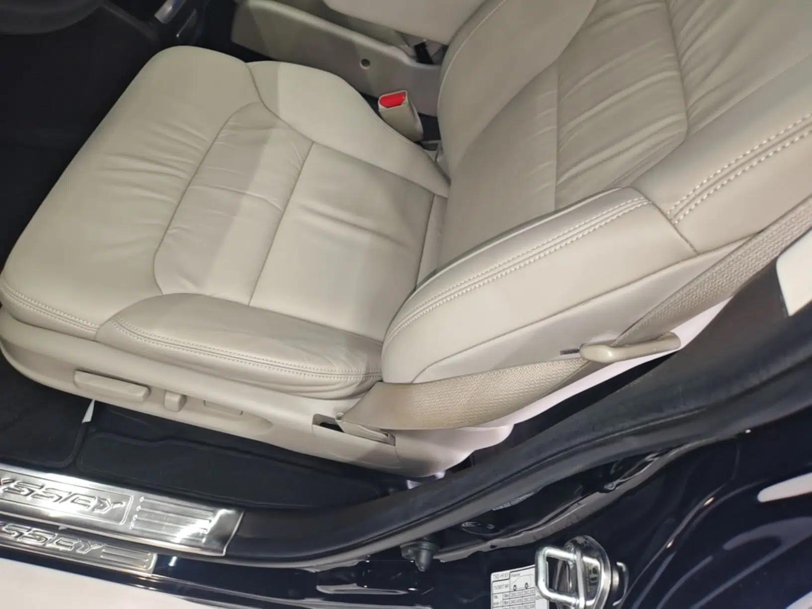 Honda Odyssey 2017 2.4L Luxury Edition — миниатюра 17