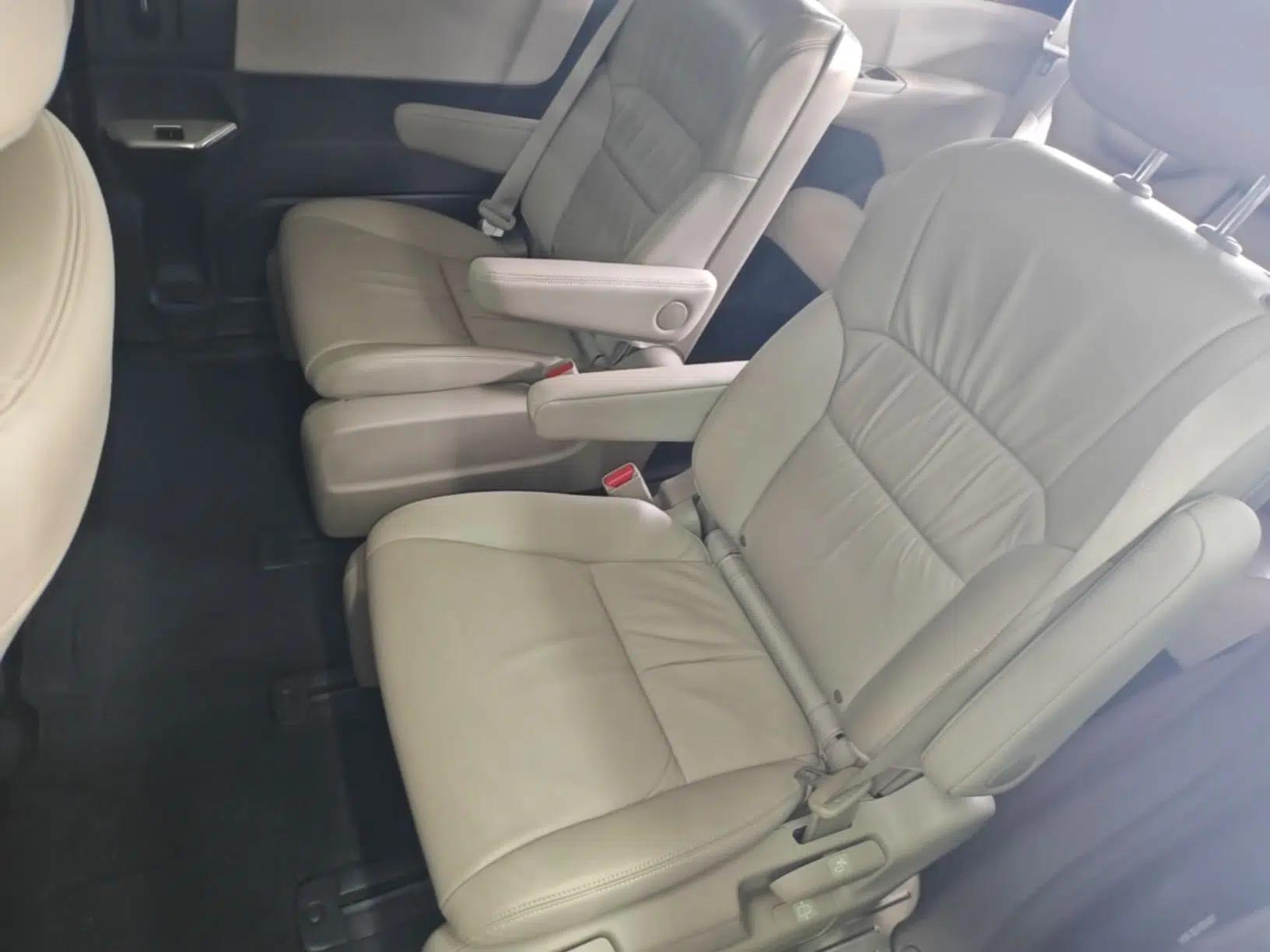 Honda Odyssey 2017 2.4L Luxury Edition — миниатюра 20