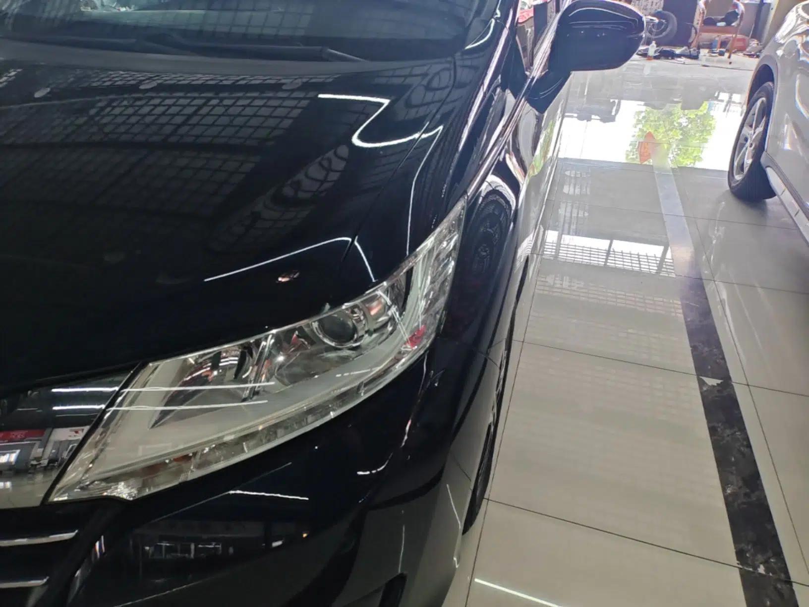 Honda Odyssey 2017 2.4L Luxury Edition — миниатюра 8
