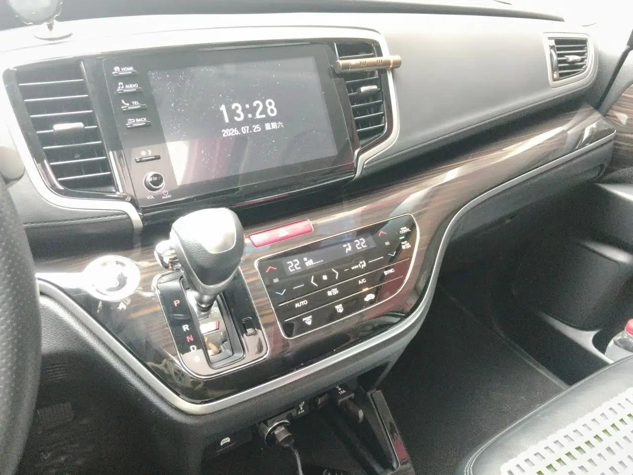 Honda Odyssey 2021 2.0L Rui·Smart Edition — миниатюра 10