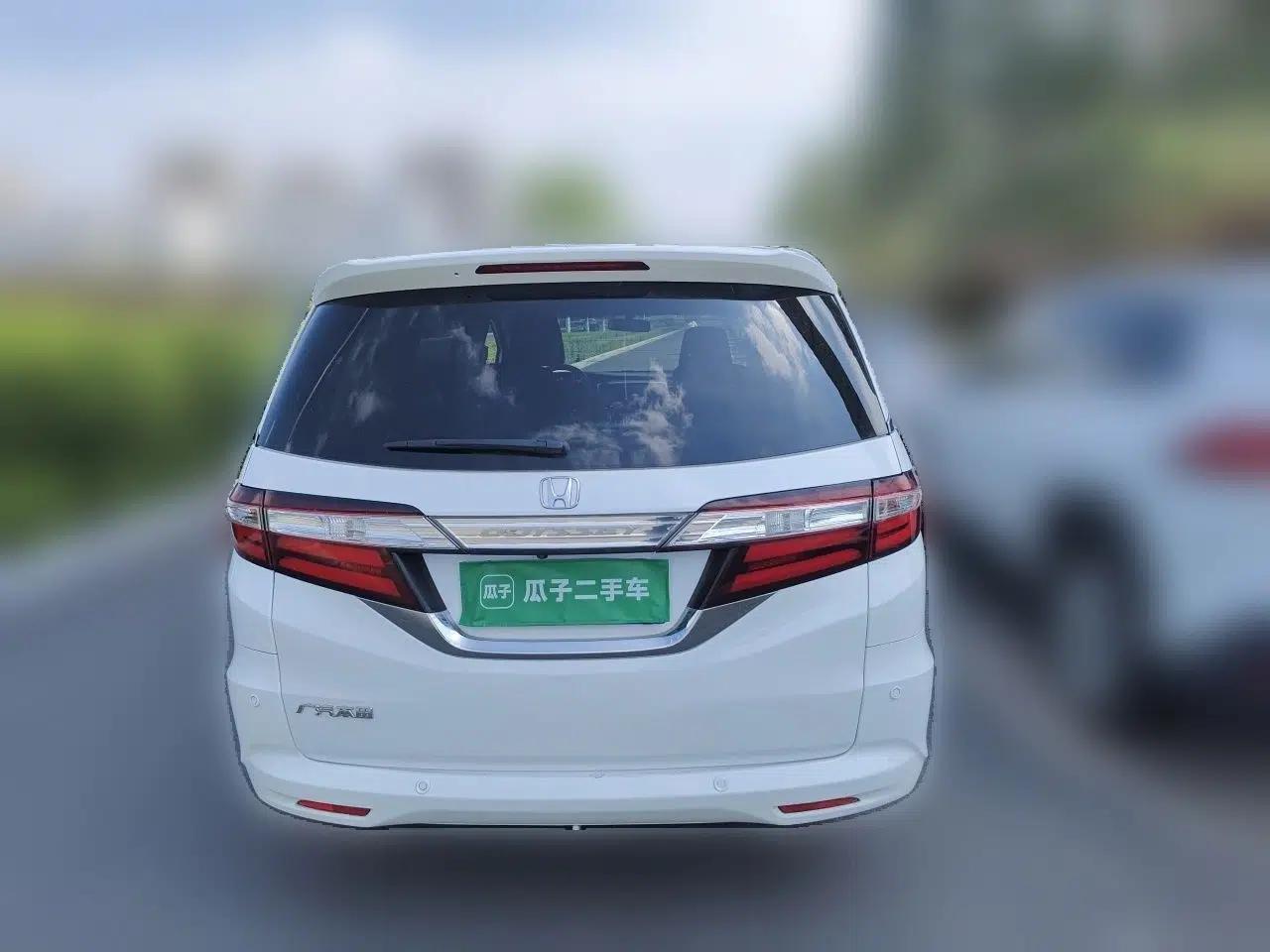 Honda Odyssey 2017 2.4L Smart Edition — миниатюра 5