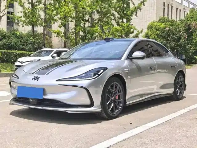 Zhiji L6 2024 Max Standard Edition
