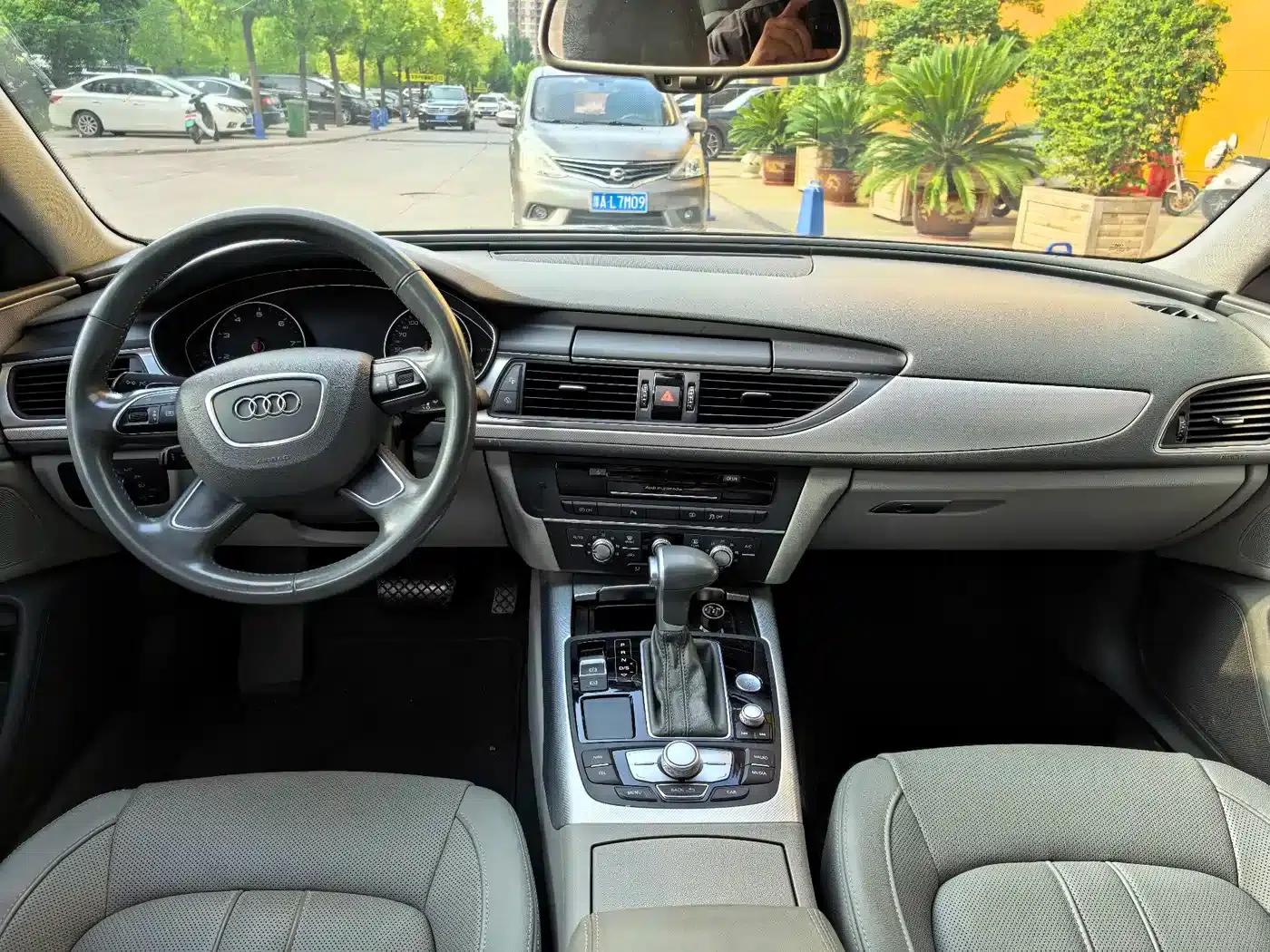 Audi A6L 2015 30 FSI Millionth Anniversary Comfort Edition — миниатюра 4