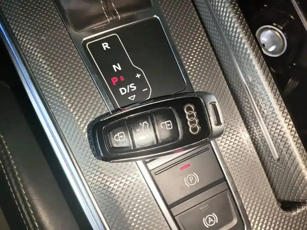Audi A6L 2022 45 TFSI quattro Premium Dynamic Edition — миниатюра 9