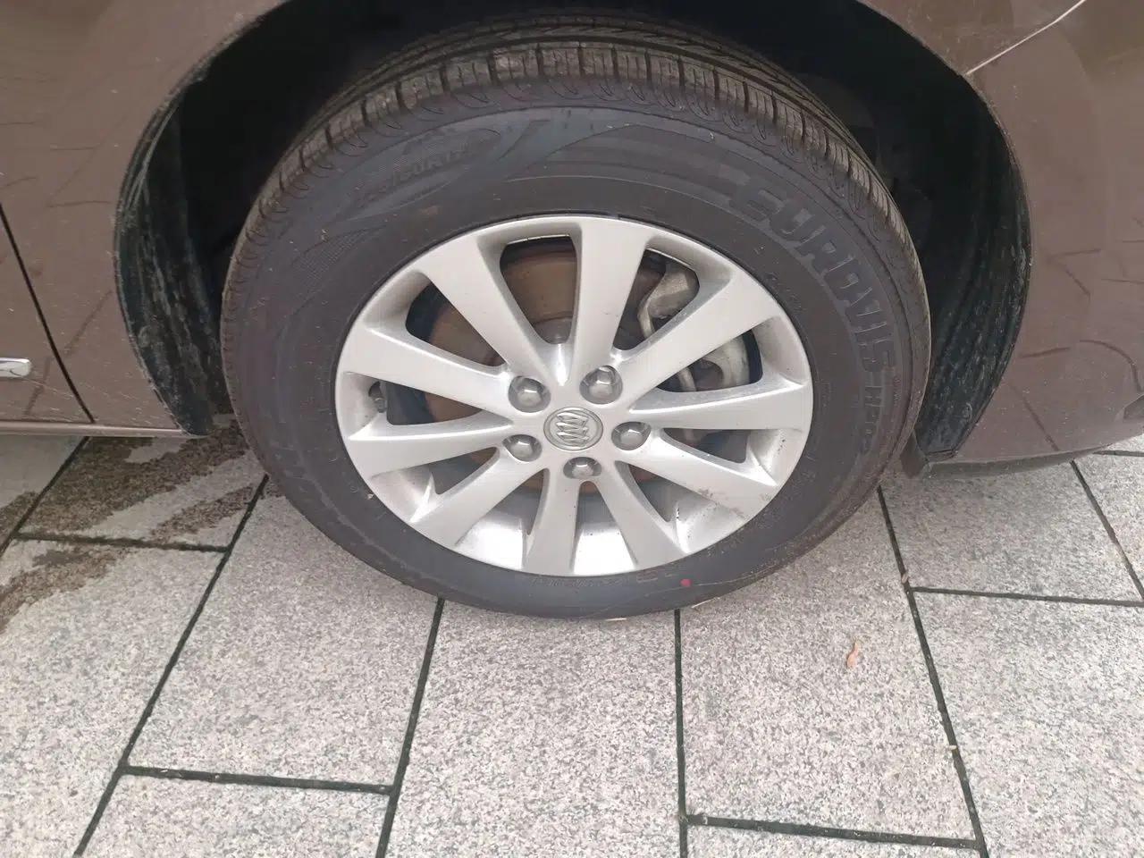 Buick GL8 2018 28T Luxury Model China VI Standard — миниатюра 8