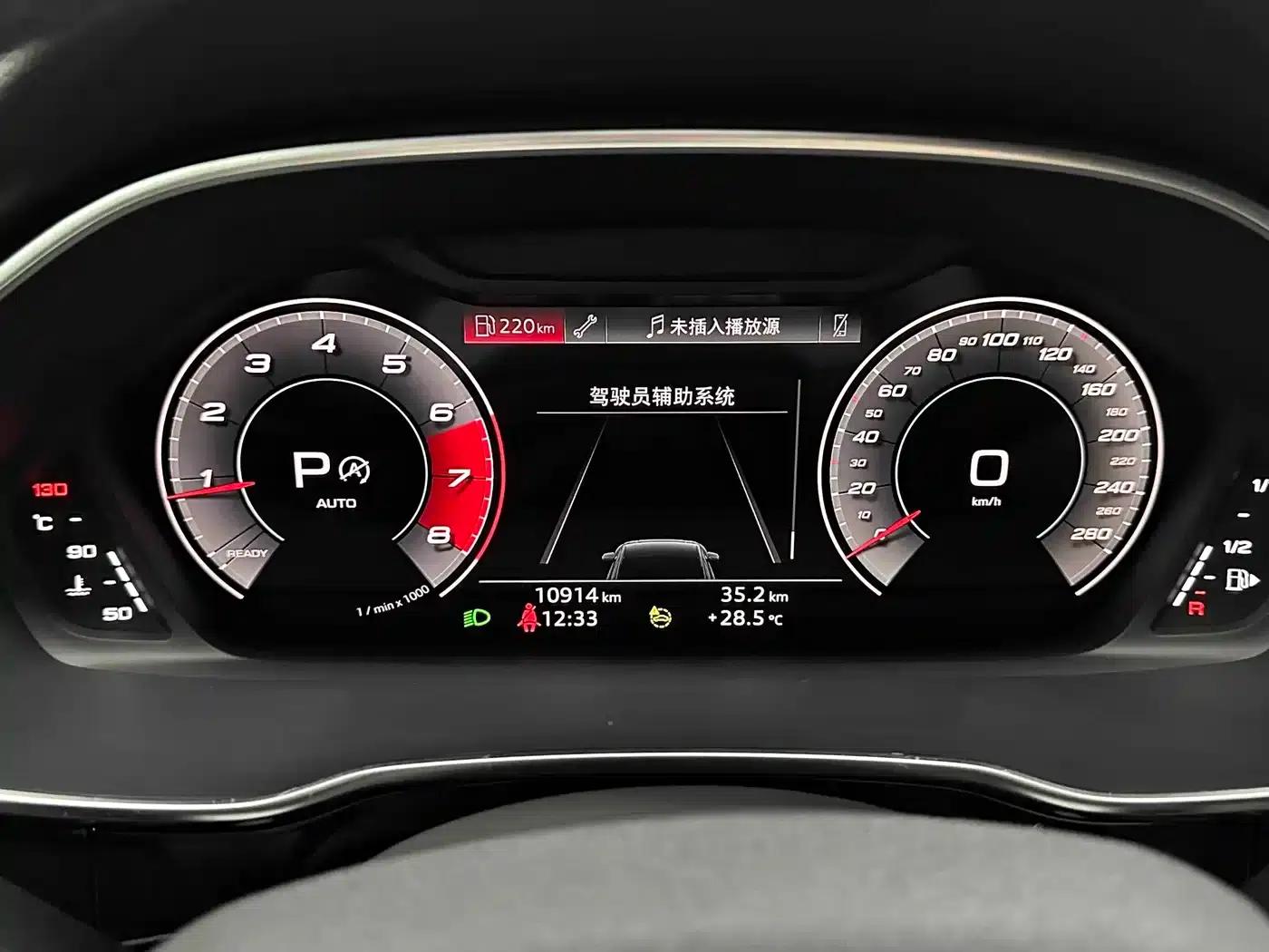 Audi Q3 2024 40 TFSI Fashion Dynamic — миниатюра 10
