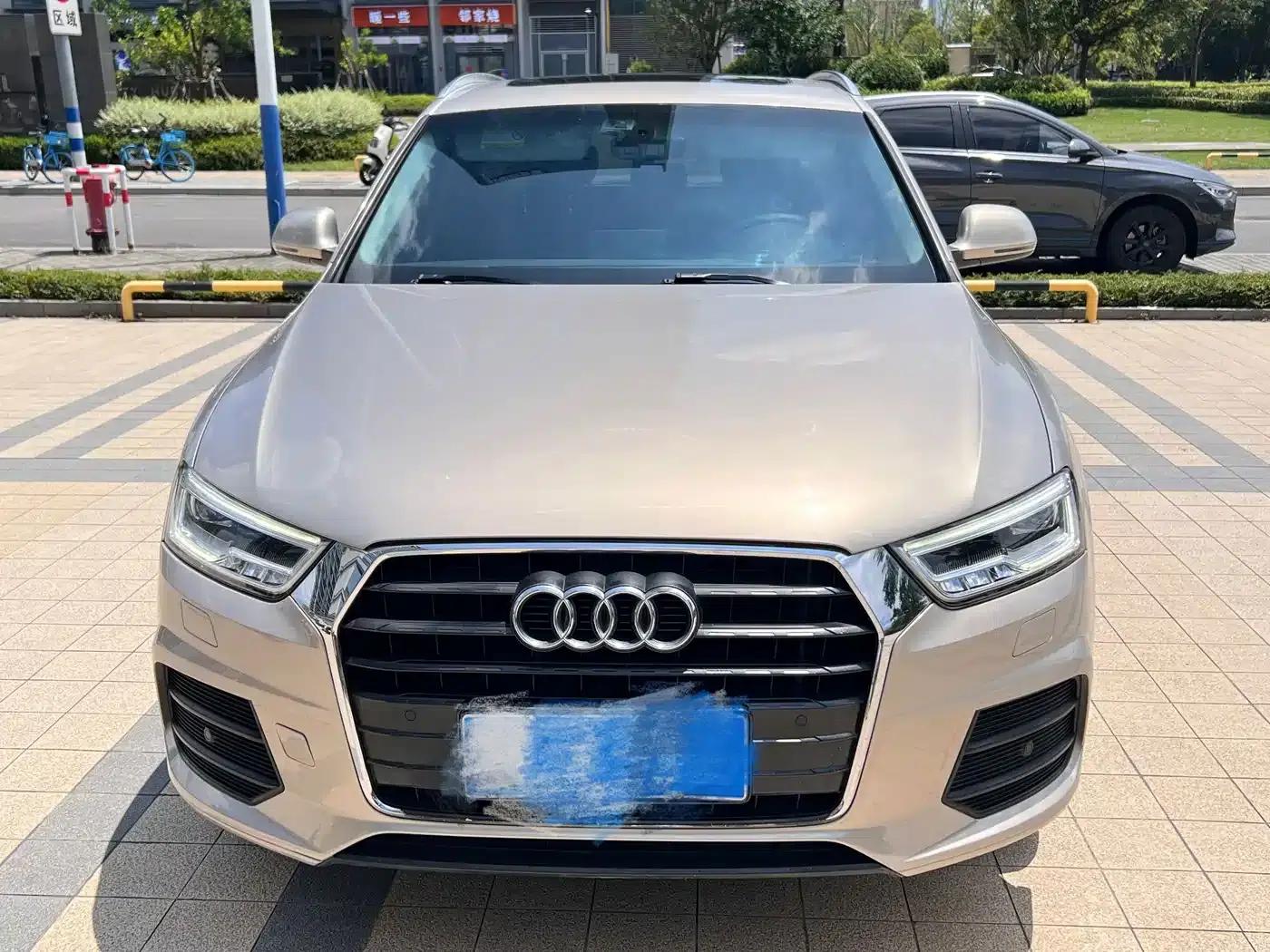 Audi Q3 2018 30th Anniversary Edition 30 TFSI Fashion Model — миниатюра 2