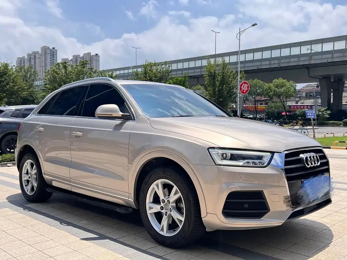 Audi Q3 2018 30th Anniversary Edition 30 TFSI Fashion Model — миниатюра 4