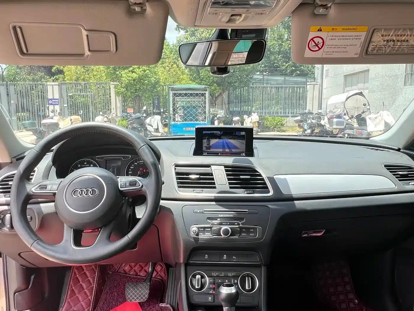 Audi Q3 2018 30th Anniversary Edition 30 TFSI Fashion Model — миниатюра 6