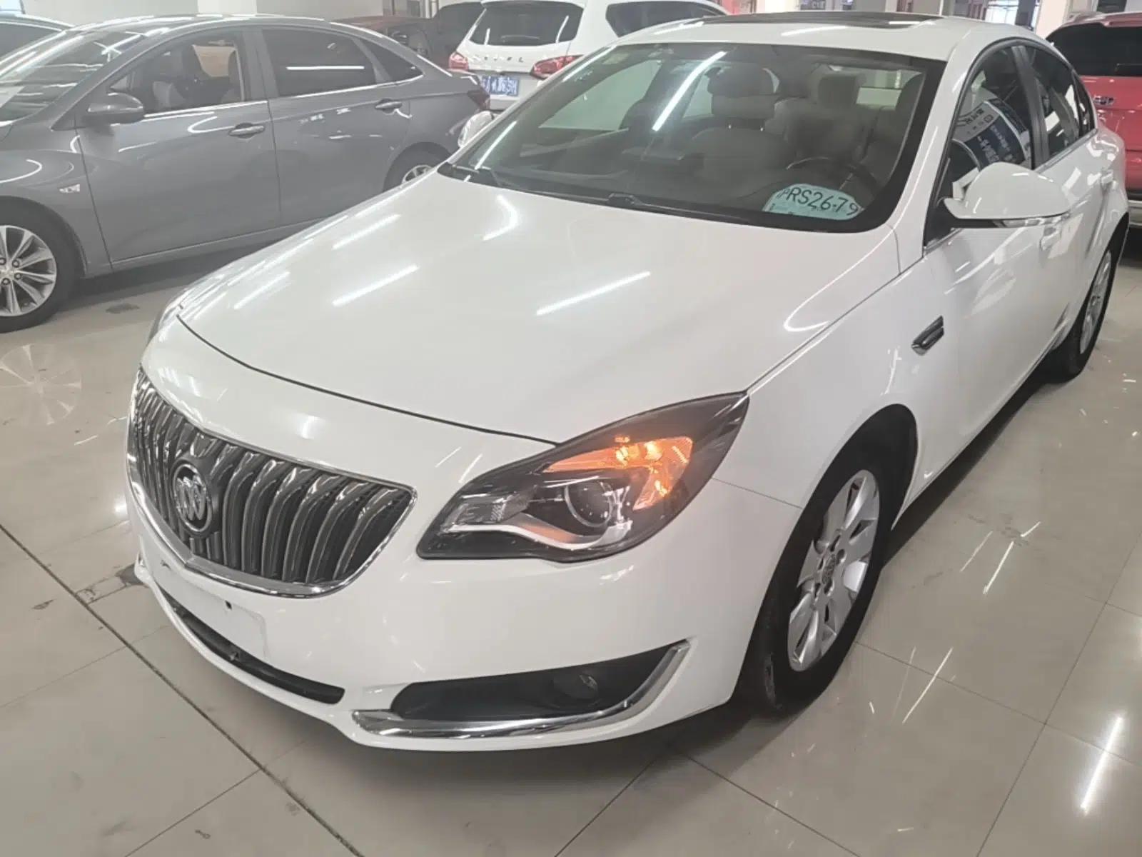 Buick Regal 2015 2.0L Leading Fashion Edition — миниатюра 1