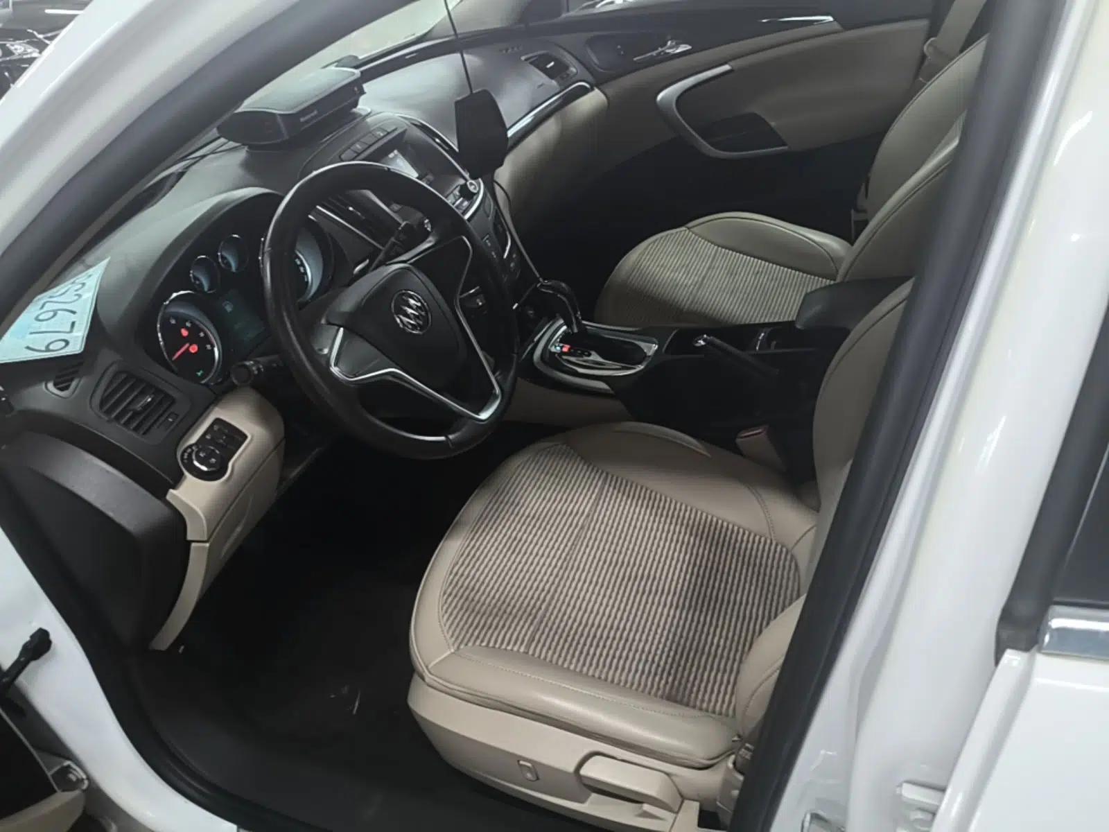 Buick Regal 2015 2.0L Leading Fashion Edition — миниатюра 17