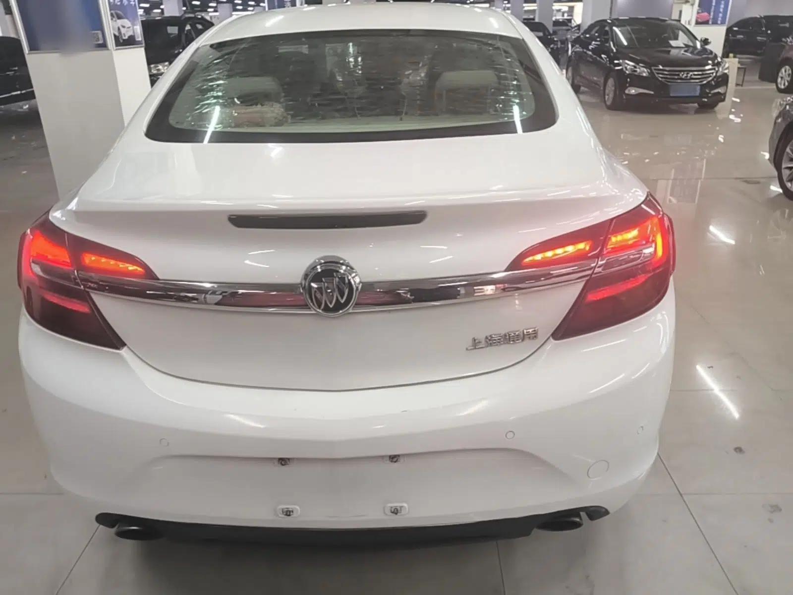 Buick Regal 2015 2.0L Leading Fashion Edition — миниатюра 3