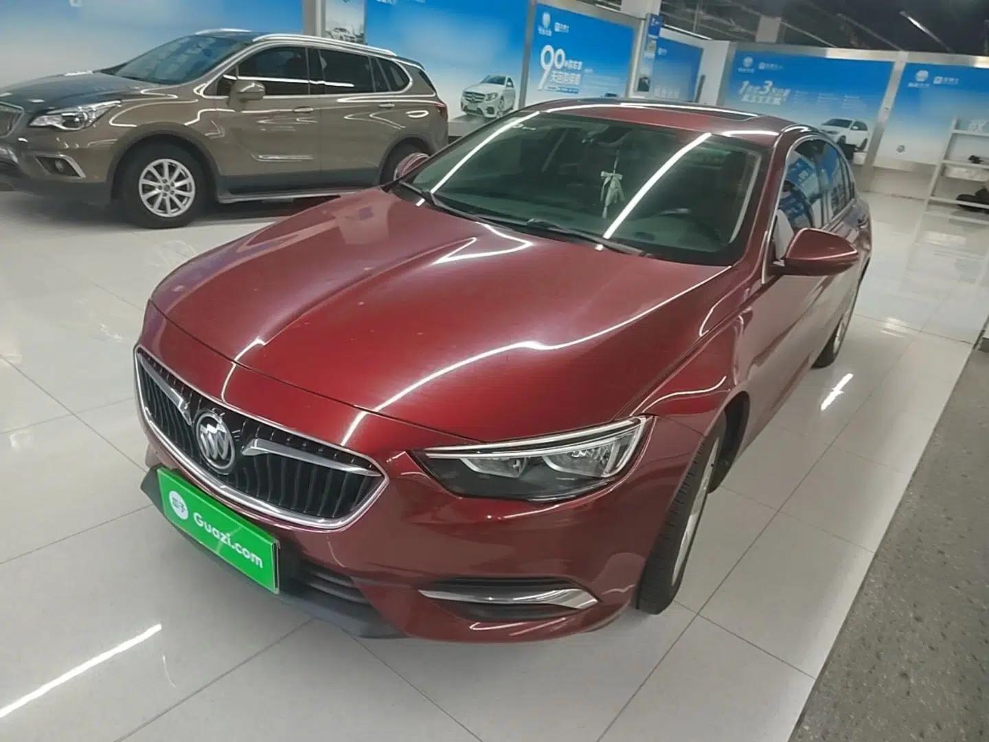 Buick Regal 2017 20T Elite Edition — миниатюра 1