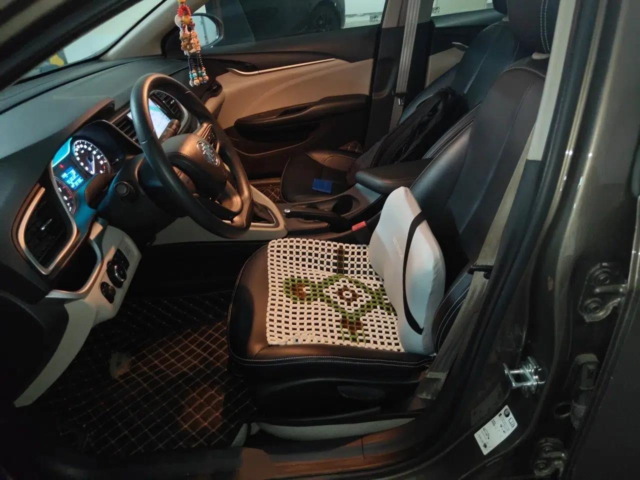 Buick GT 2015 15N Automatic Entry-Level Trim — миниатюра 15