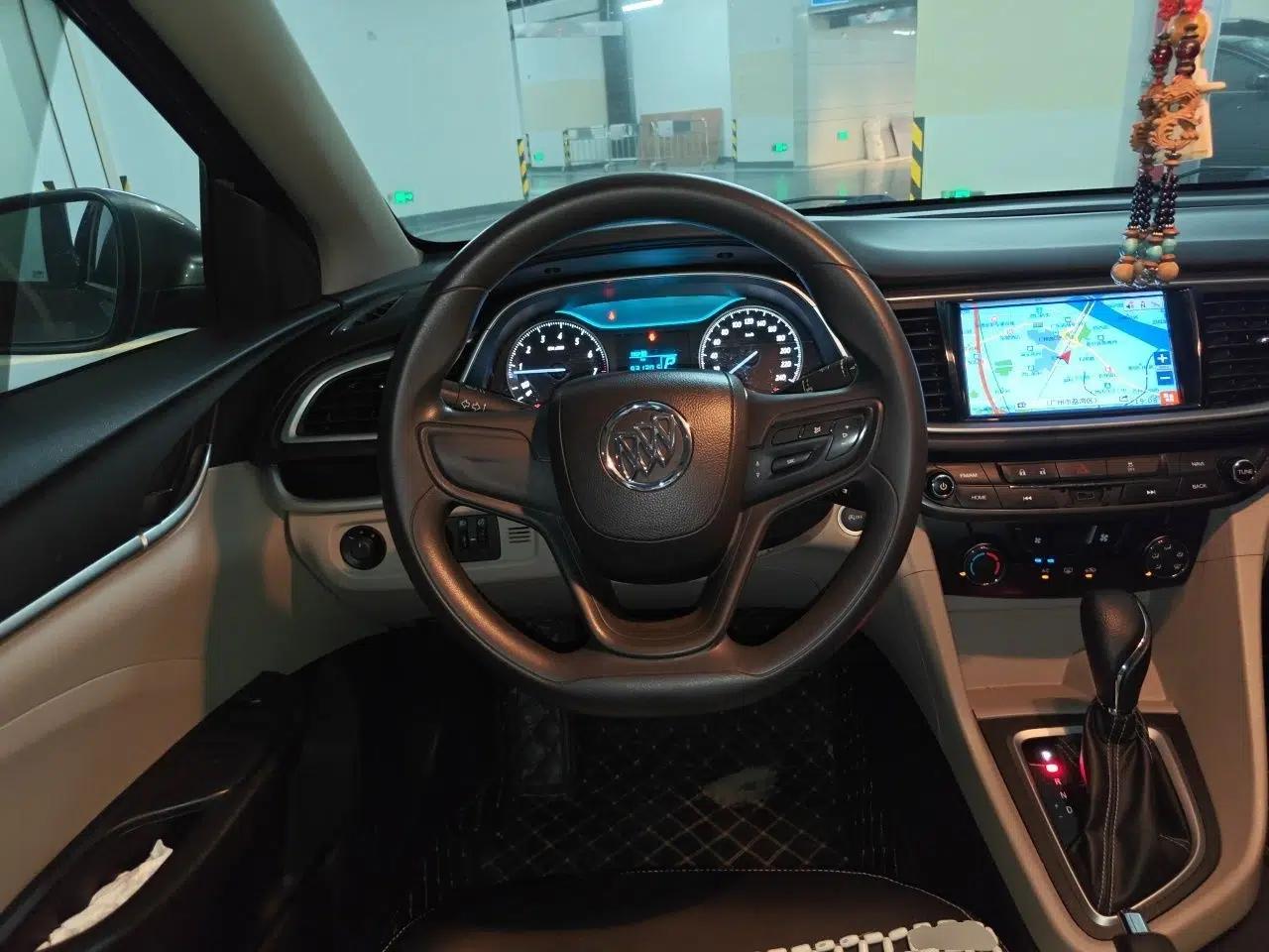 Buick GT 2015 15N Automatic Entry-Level Trim — миниатюра 10