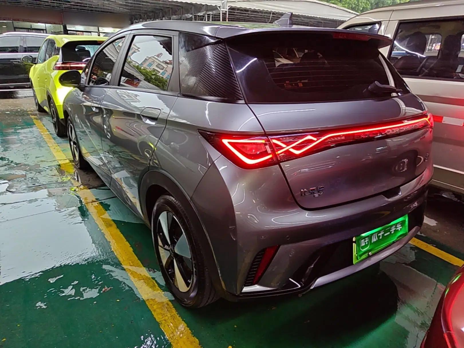 BYD Dolphin 2023 420 km Fashion Edition — миниатюра 4