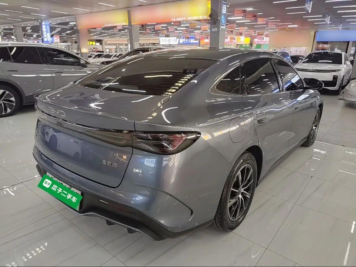 BYD Seal 06 New Energy 2024 DM-i 120KM Luxury Model — миниатюра 6