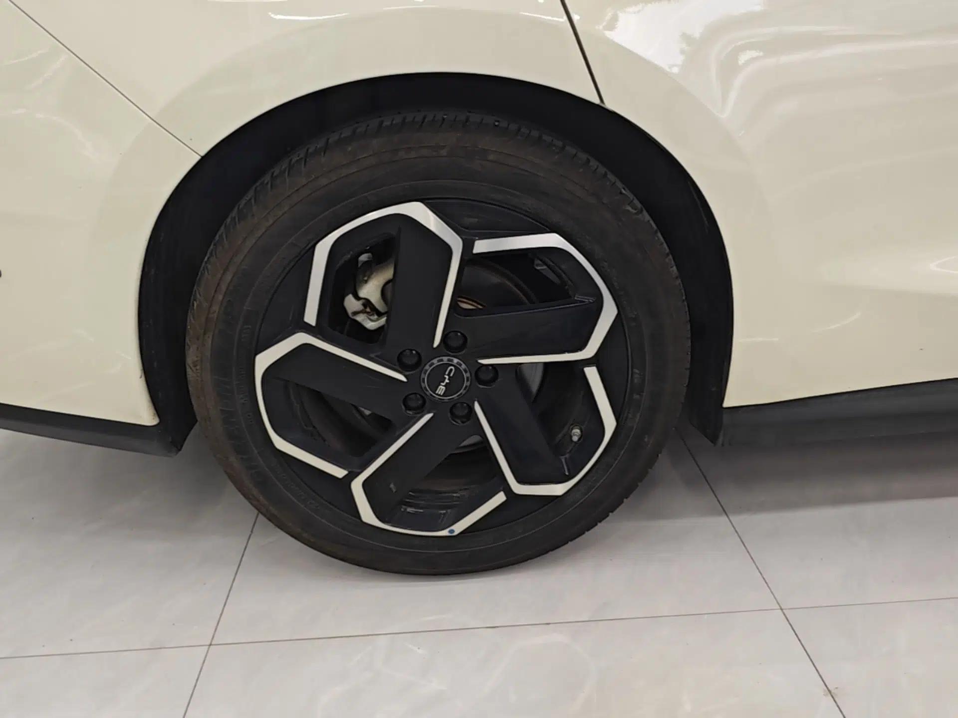 BYD Seal 06 DM-i Touring 2025 DM-i Touring High-End Model — миниатюра 11