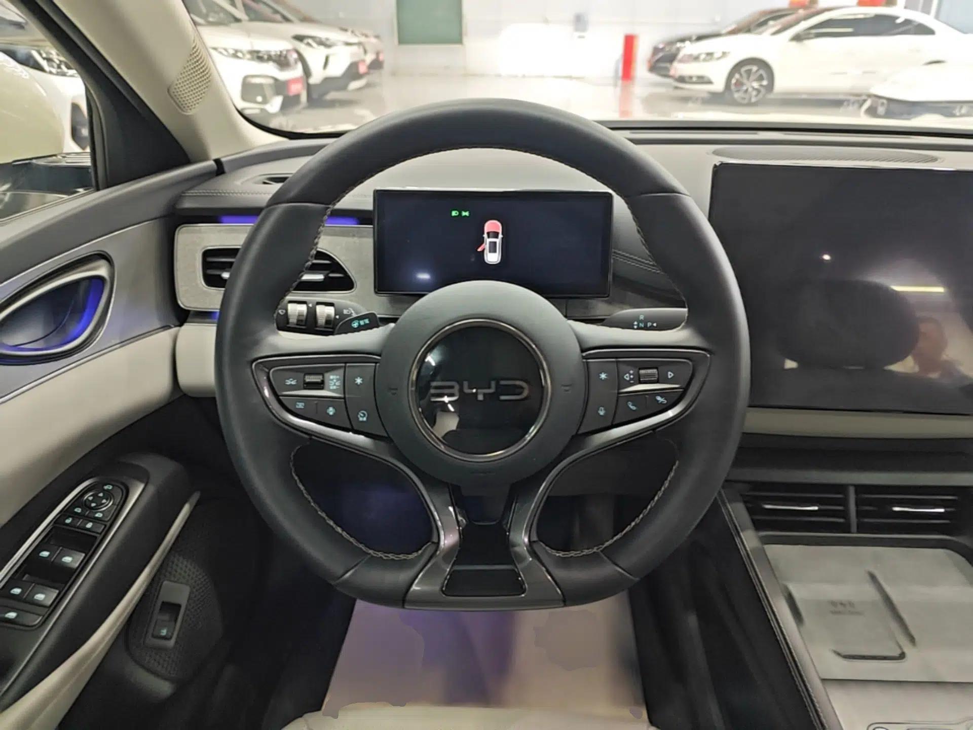 BYD Seal 06 DM-i Touring 2025 DM-i Touring High-End Model — миниатюра 13