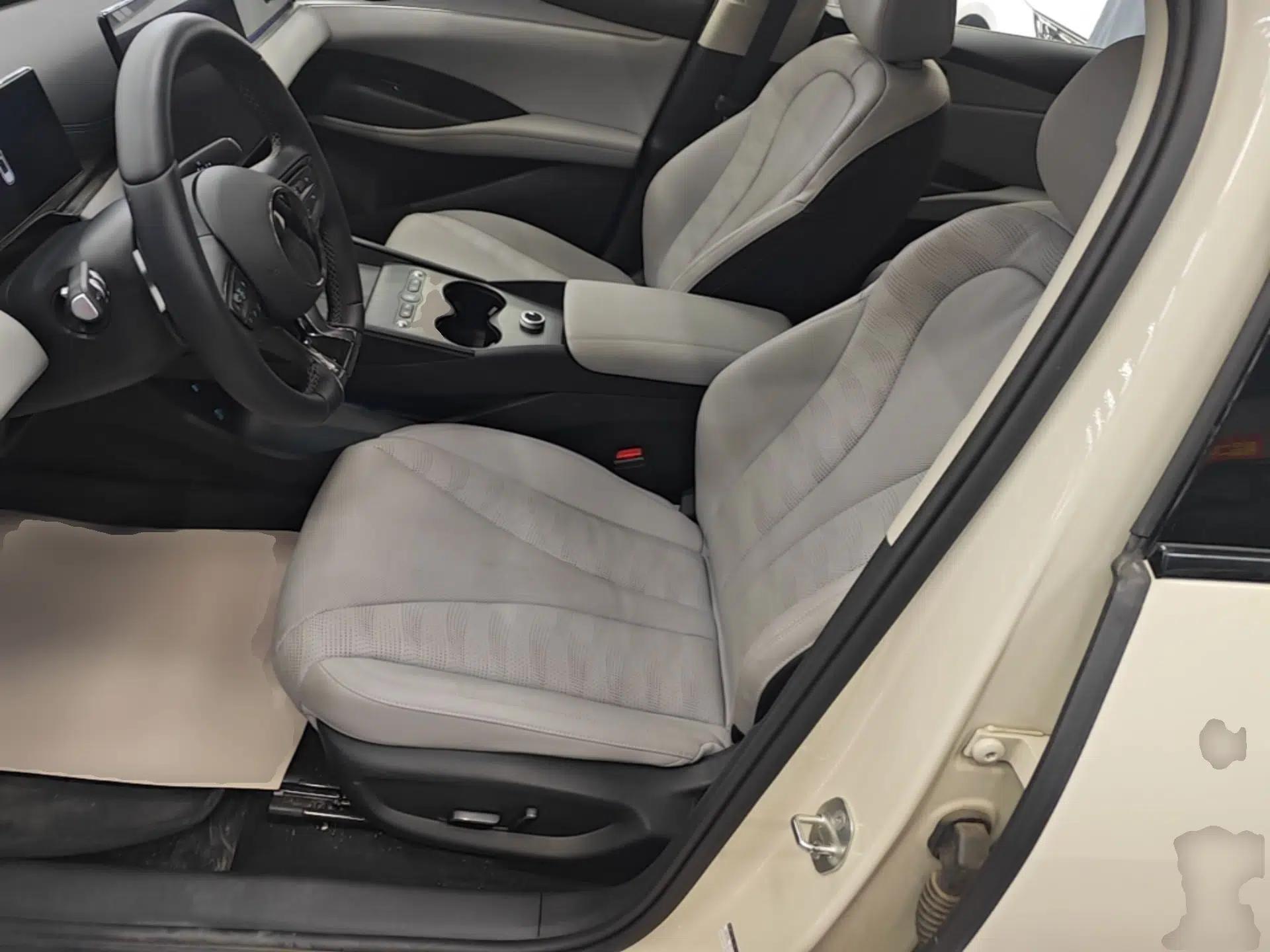 BYD Seal 06 DM-i Touring 2025 DM-i Touring High-End Model — миниатюра 17