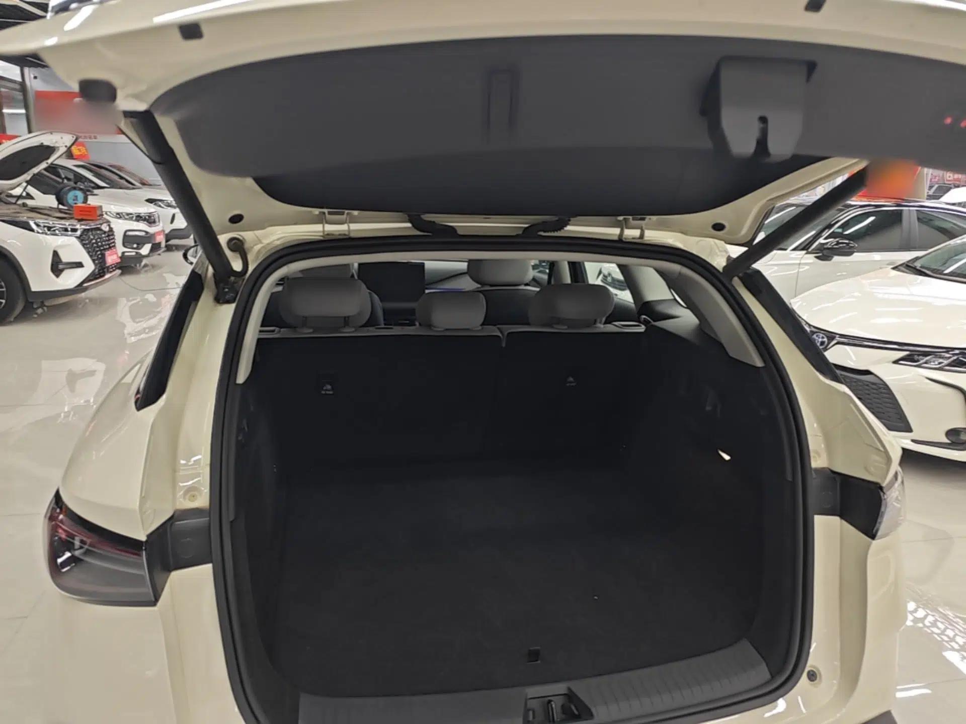 BYD Seal 06 DM-i Touring 2025 DM-i Touring High-End Model — миниатюра 22