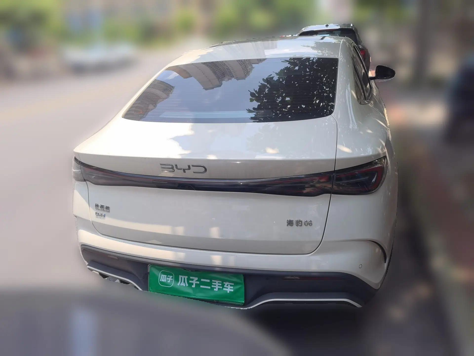 BYD Seal 06 New Energy 2024 DM-i 120KM Prestige Model — миниатюра 3