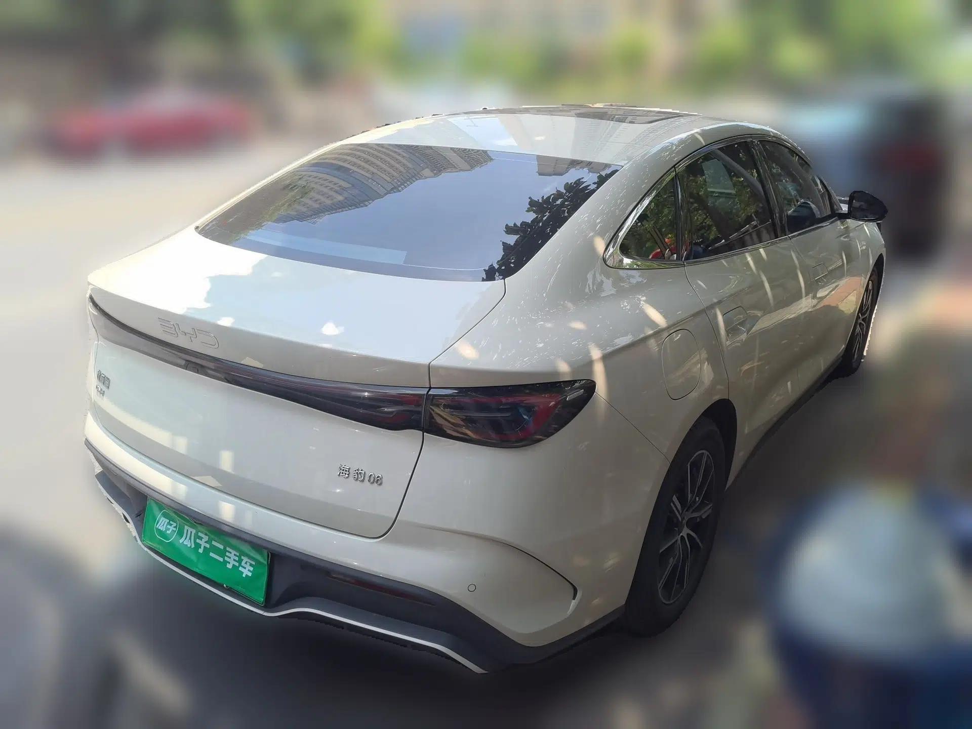 BYD Seal 06 New Energy 2024 DM-i 120KM Prestige Model — миниатюра 4