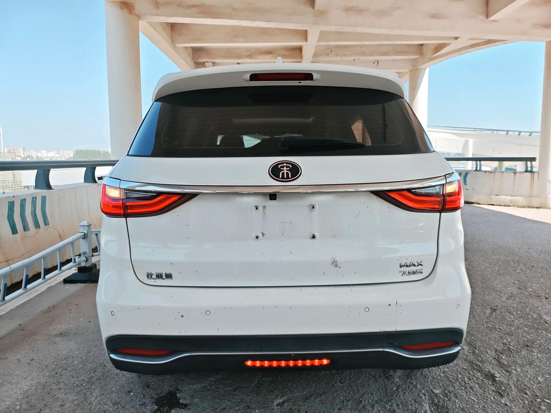 BYD Song MAX New Energy 2019 DM 1.5T Smart Connect Advanced 7-Seater China VI Standard — миниатюра 5