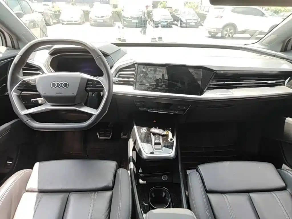 Audi Q4 e-tron 2022 40 e-tron Adventure Edition — миниатюра 13