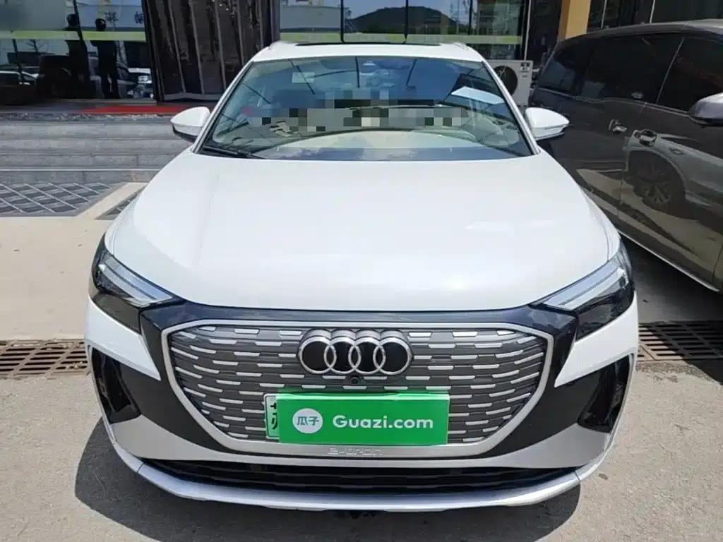 Audi Q4 e-tron 2022 40 e-tron Adventure Edition — миниатюра 3