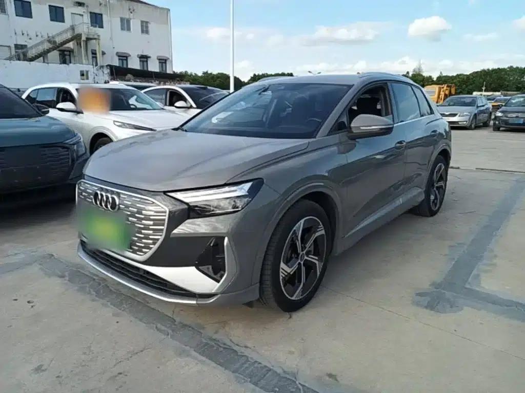 Audi Q4 e-tron 2023 Model 40 e-tron Trailblazer — миниатюра 1