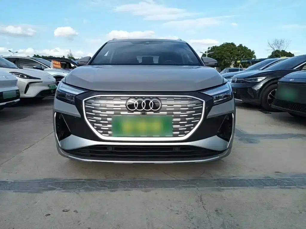 Audi Q4 e-tron 2023 Model 40 e-tron Trailblazer — миниатюра 3