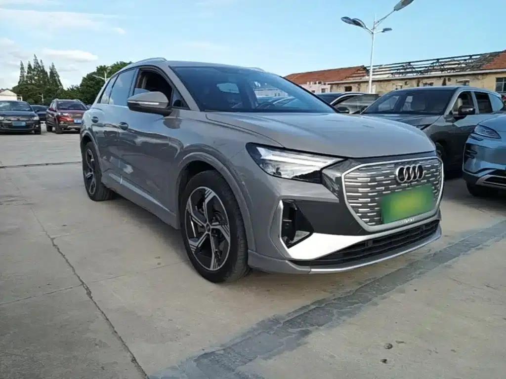 Audi Q4 e-tron 2023 Model 40 e-tron Trailblazer — миниатюра 4