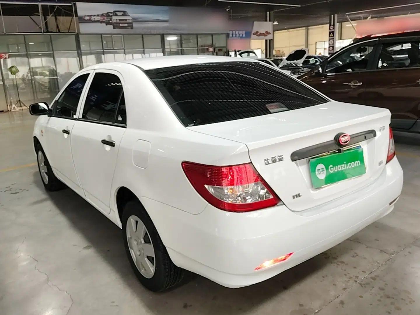 BYD F3 2018 1.5L Manual Classic Model — миниатюра 4