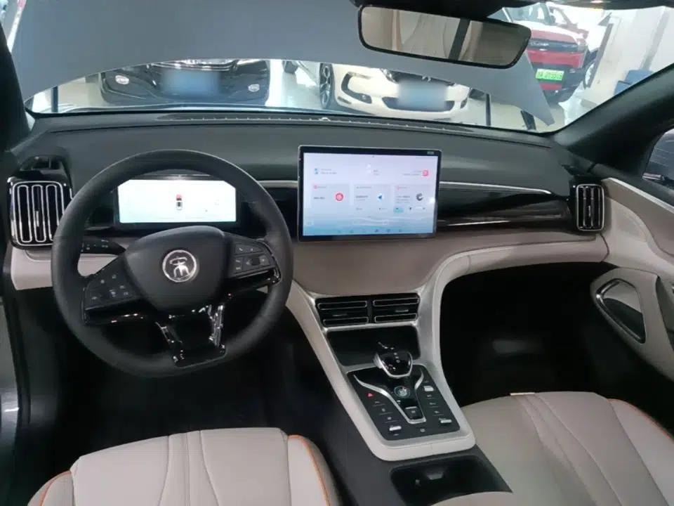 BYD Song Pro New Energy 2024 HONOR Edition DM-i 110KM Beyond Model — миниатюра 17