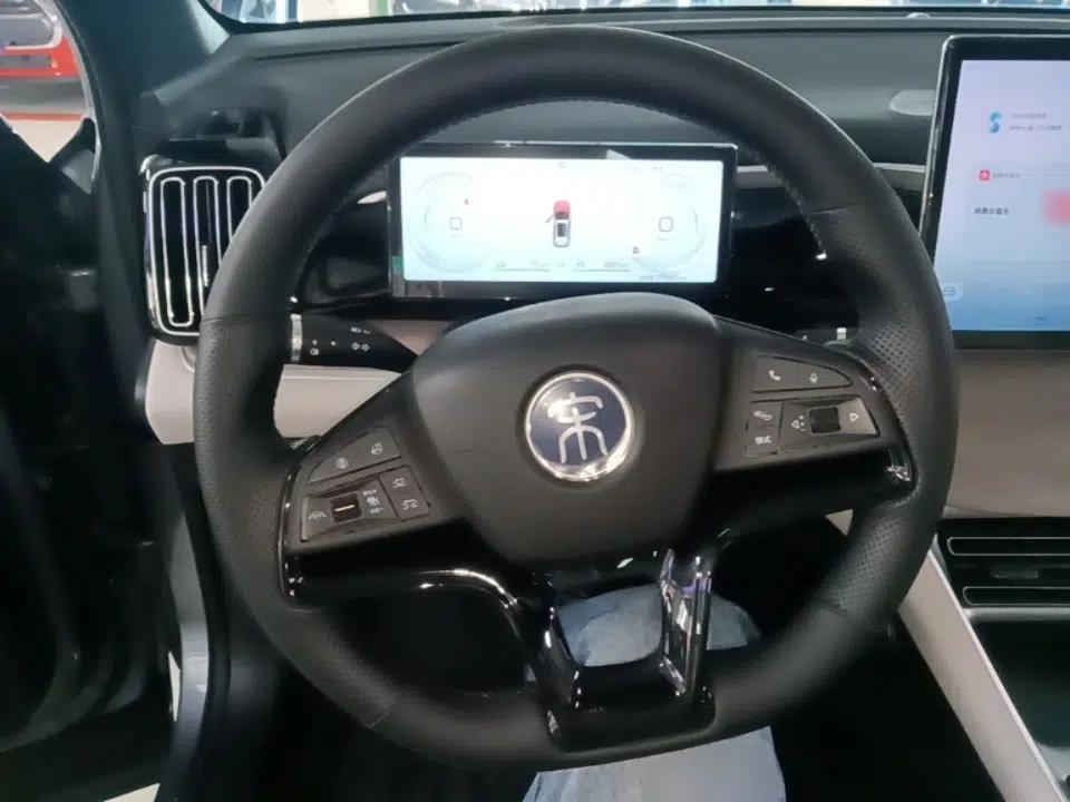 BYD Song Pro New Energy 2024 HONOR Edition DM-i 110KM Beyond Model — миниатюра 18