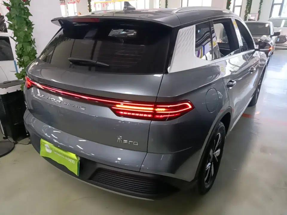 BYD Song Pro New Energy 2024 HONOR Edition DM-i 110KM Beyond Model — миниатюра 6