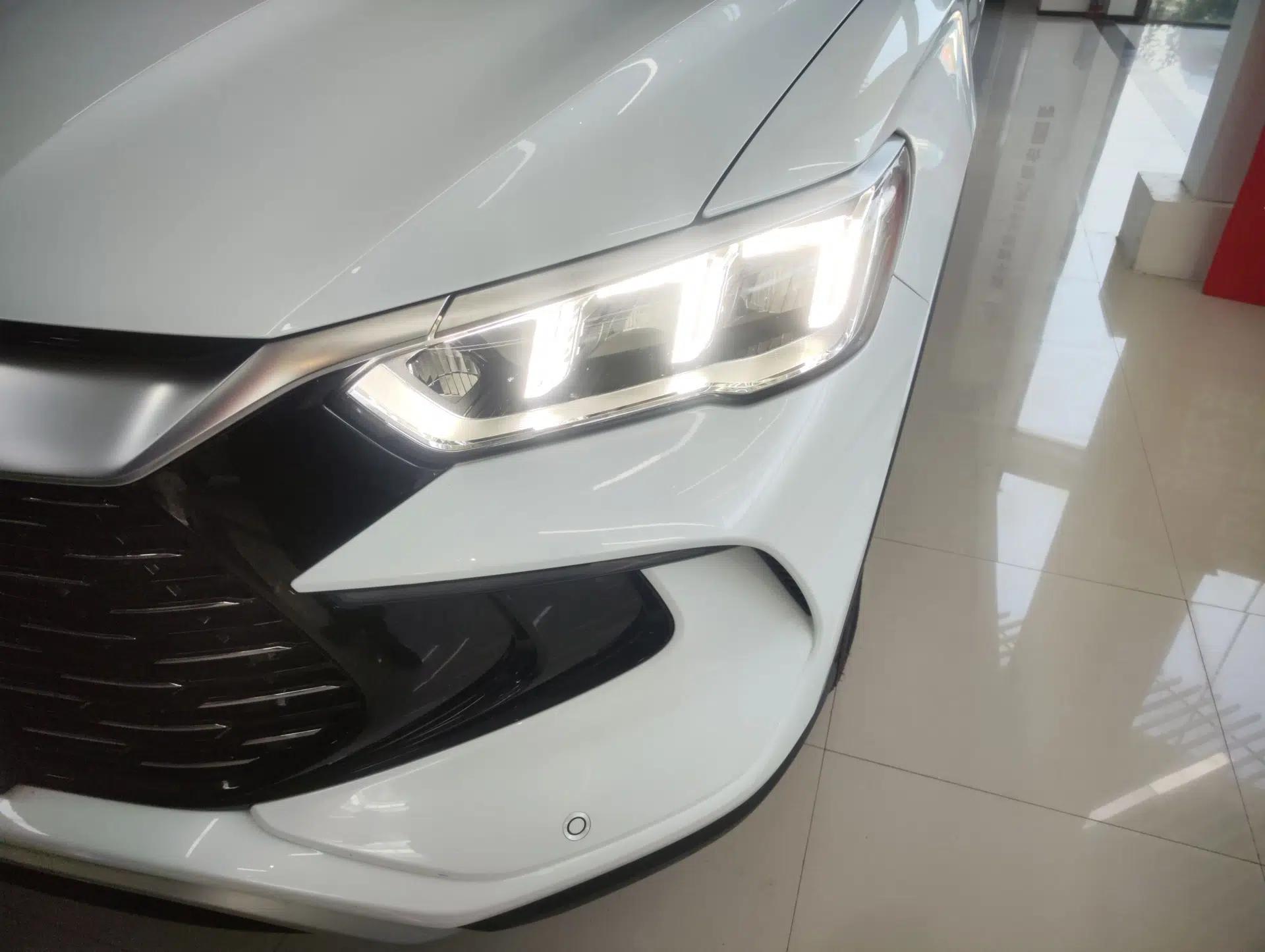 BYD Song Pro New Energy 2023 Champion Edition DM-i 110KM Beyond Model — миниатюра 6