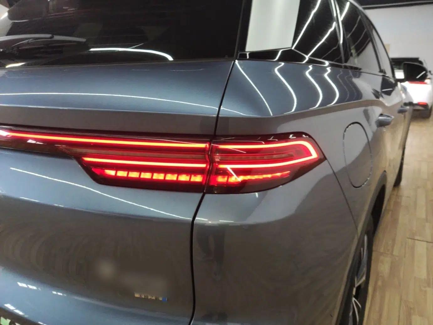 BYD Song Pro New Energy 2025 2nd Generation Intelligent Driving Version DM-i 75KM Leading Edition — миниатюра 9