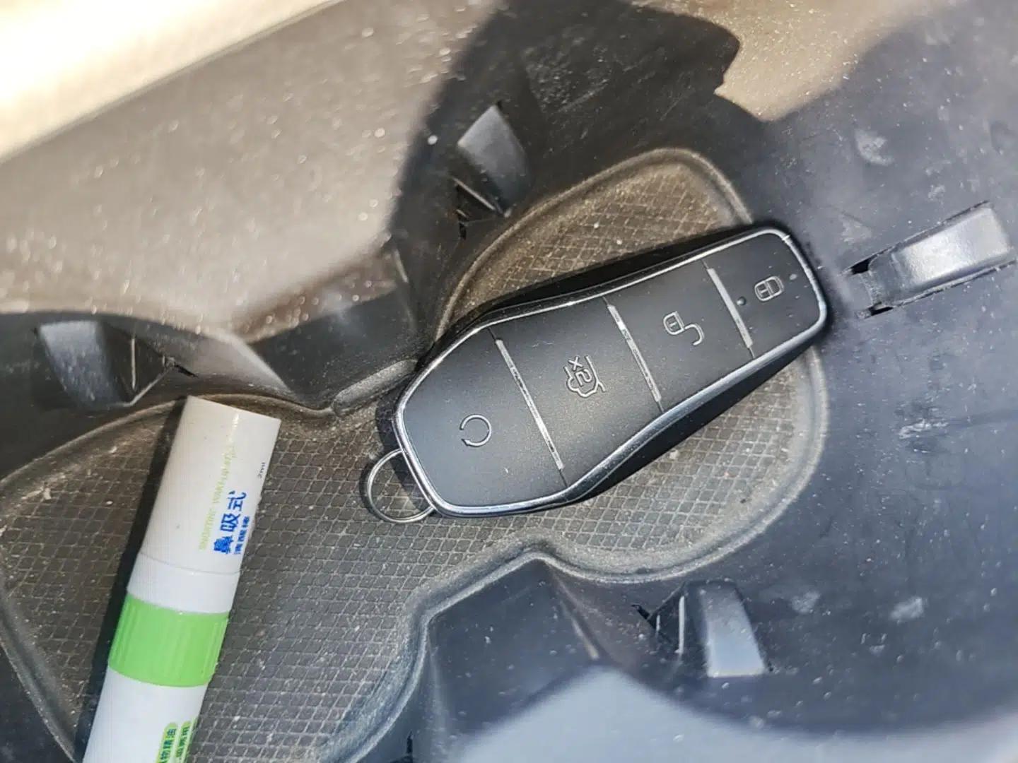 BYD Song Pro New Energy 2022 DM-i 51km Prestige Model — миниатюра 23