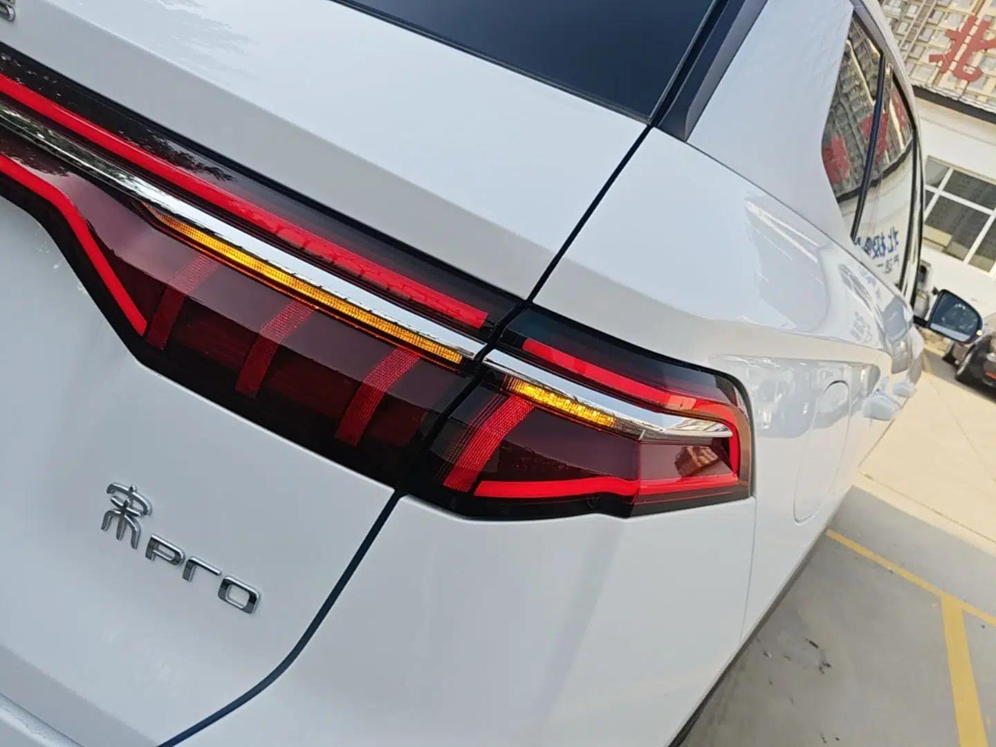 BYD Song Pro New Energy 2022 DM-i 51km Prestige Model — миниатюра 9