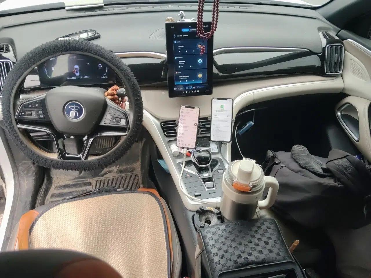BYD Song Pro New Energy 2023 Champion Edition DM-i 71KM Navigation Model — миниатюра 9