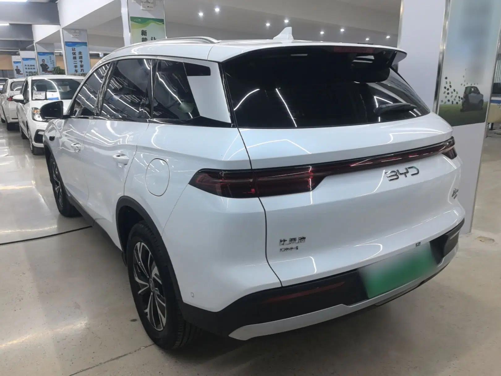 BYD Song Pro New Energy 2025 2nd Generation Intelligent Driving Version DM-i 75KM Overachiever Trim — миниатюра 4