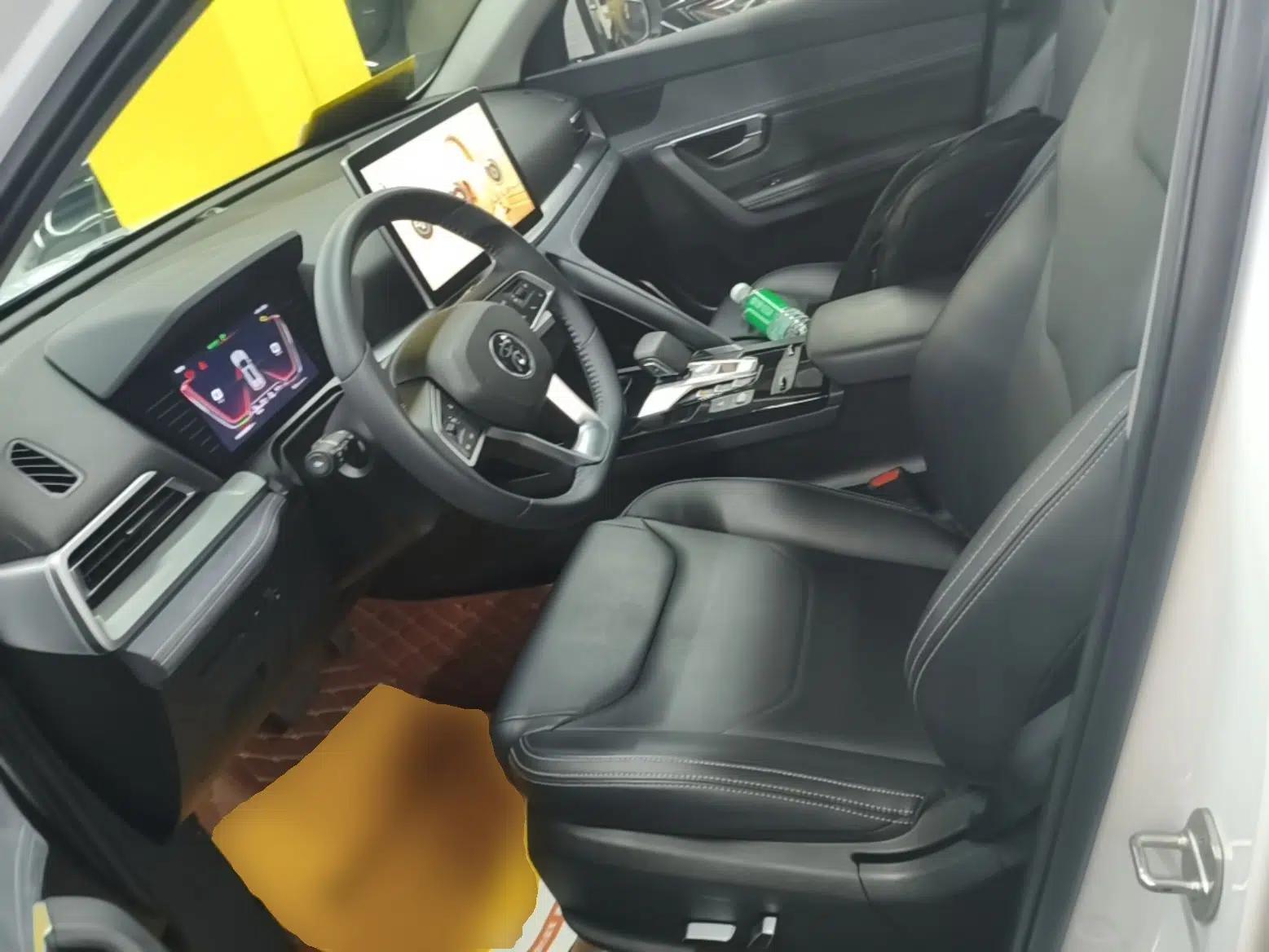 BYD Song Pro New Energy 2019 DM 1.5T Four-Wheel Drive Performance Edition Deluxe Model — миниатюра 17