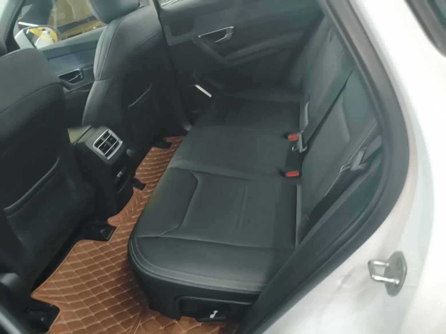 BYD Song Pro New Energy 2019 DM 1.5T Four-Wheel Drive Performance Edition Deluxe Model — миниатюра 20
