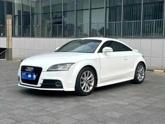 Audi TT 2014 TT Coupe 45 TFSI quattro (Luxury Edition)