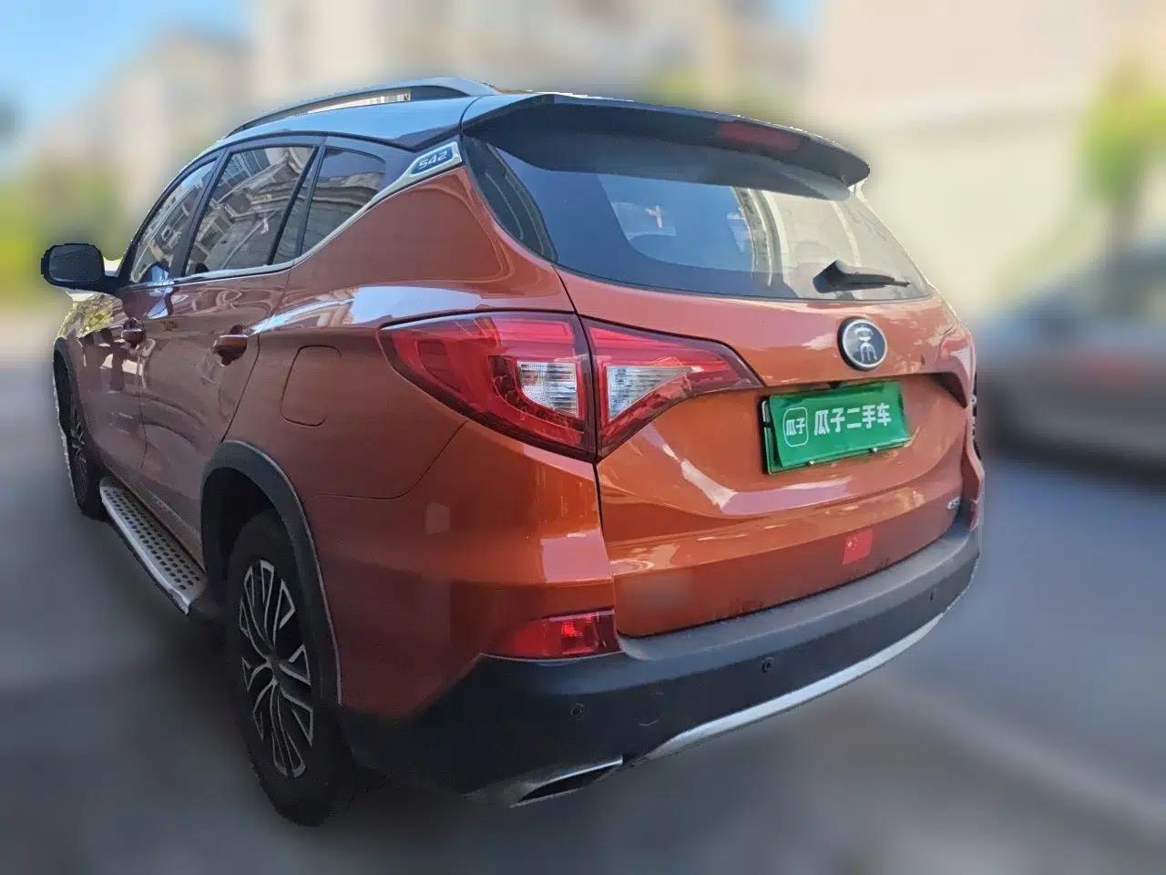 BYD Song New Energy 2017 Song DM 1.5TID All-Wheel Drive Luxury Model — миниатюра 4